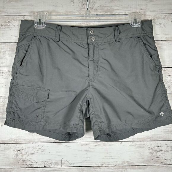 Columbia Omni Shade Cargo Hiking Outdoor Grey 5” Shorts Women’s Sz 14 - Picture 1 of 5